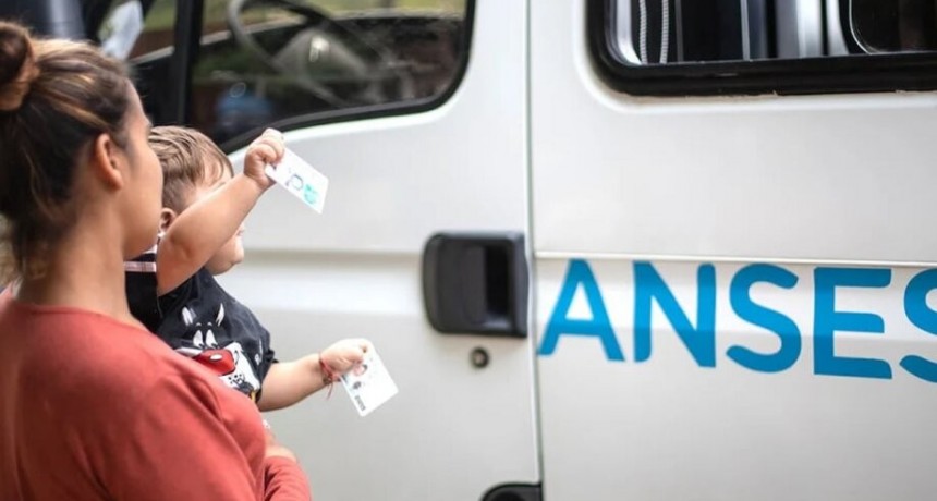 Jubilaciones, pensiones y AUH aumentarán un 4%