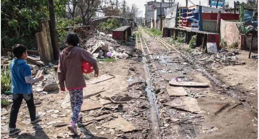Informe: para la UCA, el 63% de los niños y adolescentes argentinos son pobres
