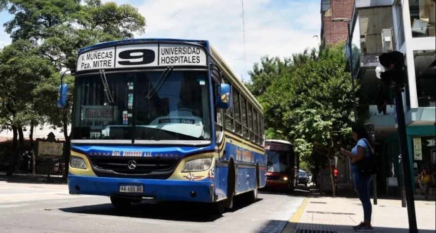 Anuncian un paro de colectivos en Tucumán para la semana que viene
