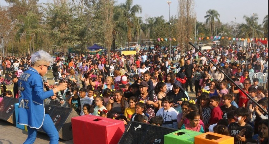 Multitudinario festejo por el Día de la Niñez en Bella Vista