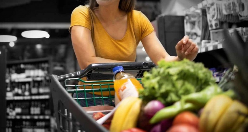 Aseguran que en agosto mejoró la confianza del consumidor
