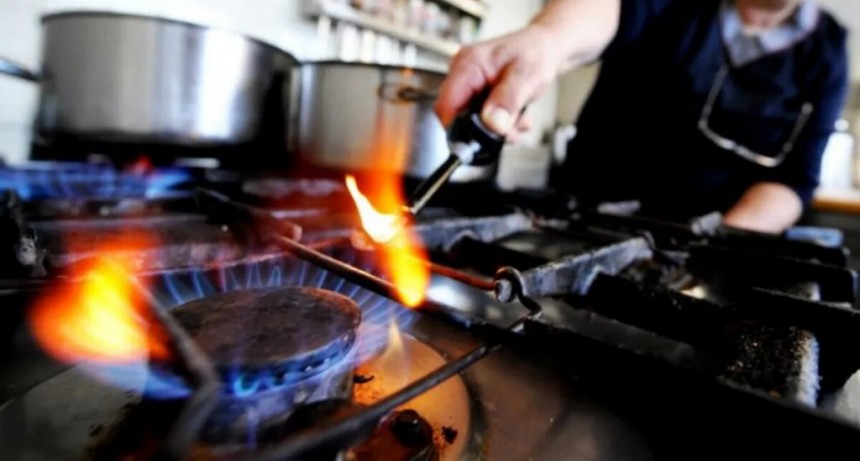 El Gobierno Nacional analiza volver a aumentar las tarifas de luz y gas
