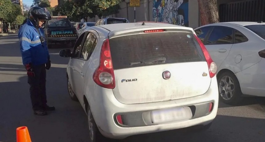 El 60% de las multas de tránsito son por estacionar en lugares no permitidos