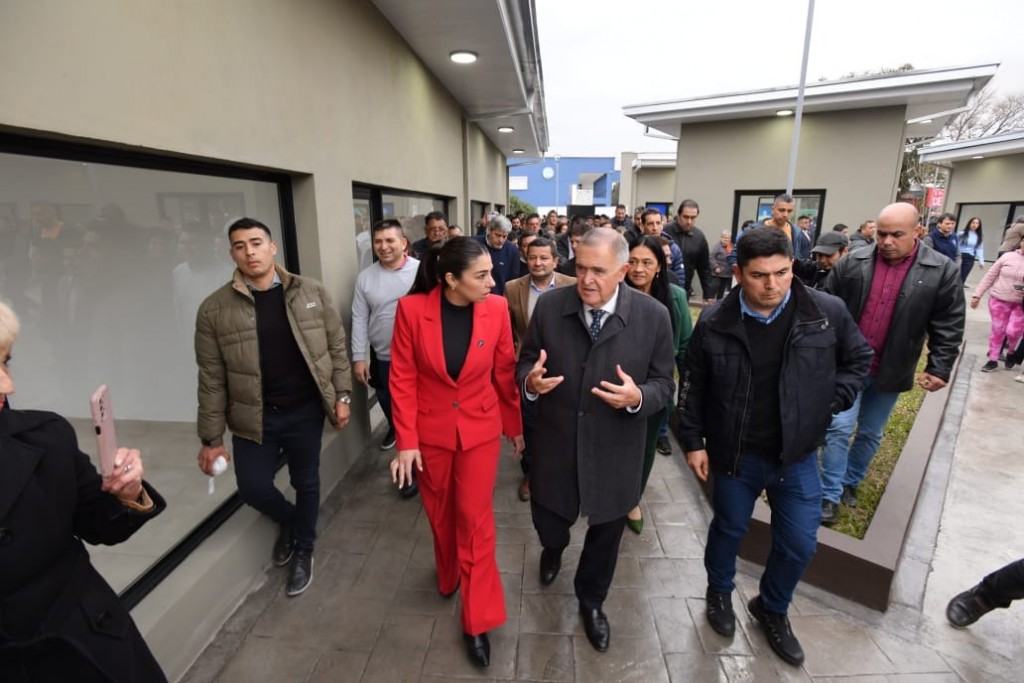 Inauguran un paseo comercial en la ex estación de Aguilares