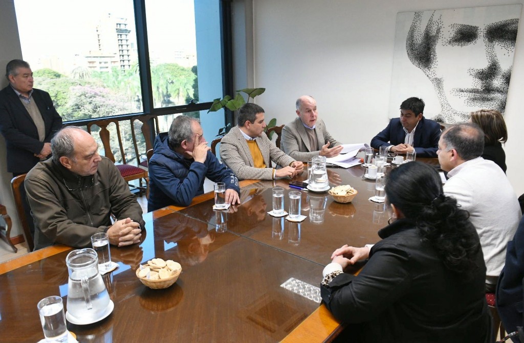 Avanzan en la implementación gradual del autodespacho de combustibles