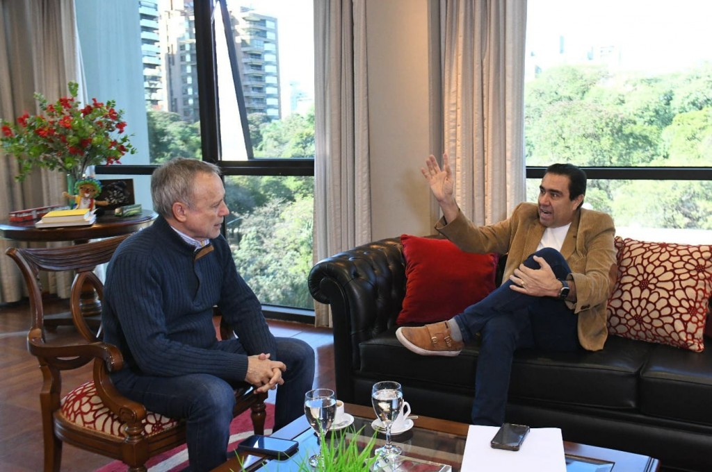 Mansilla y Cabral analizaron avance de 1.200 viviendas en Tucumán