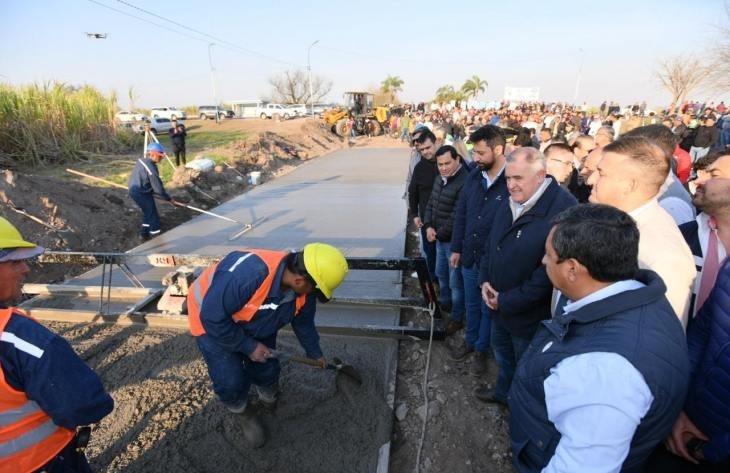 Río Colorado estrena obras de pavimento, iluminación LED y plaza renovada
