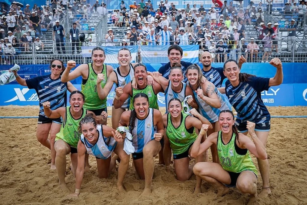 Las Kamikazes hicieron historia: oro en beach handball