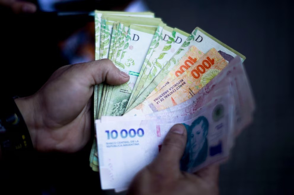Salarios superan inflación con alza del 3% en junio