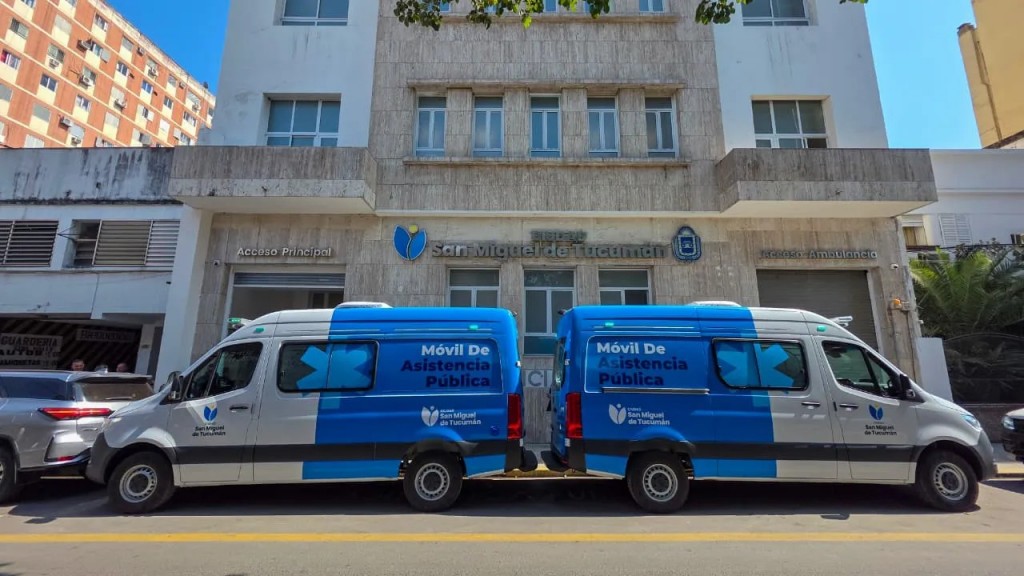 La Asistencia Pública suma dos ambulancias de alta complejidad