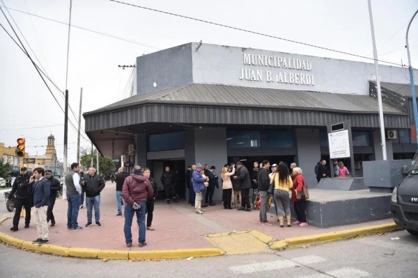 La Junta Electoral podría excluir a LLA de los comicios de Alberdi