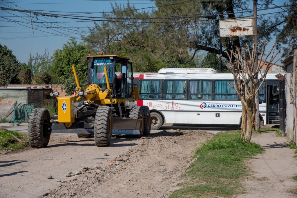 Inician obras de pavimentación en el barrio Santa Marta