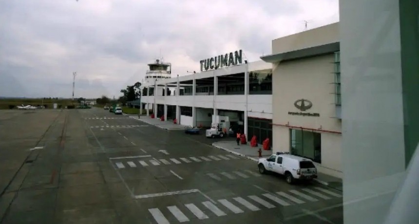 Cenizas volcánicas obligan a cerrar el aeropuerto de Tucumán