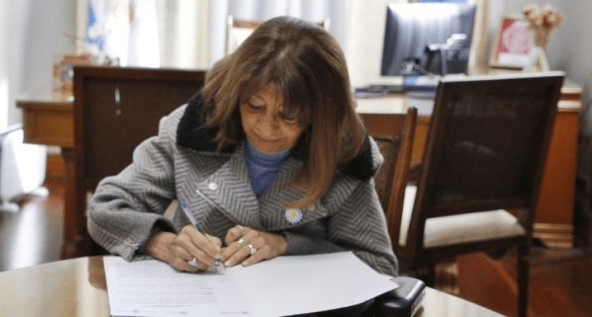 El Gobierno de Tucumán extiende las contrataciones directas en Educación