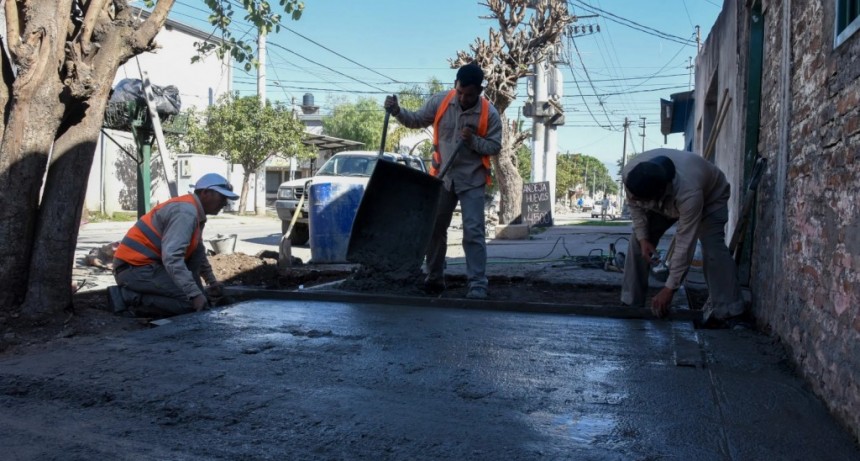 Recuperan más de 10.000 m² de veredas en San Miguel de Tucumán