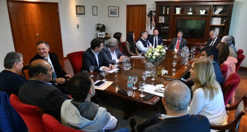Acevedo convocó a presidentes de comisiones para definir la agenda legislativa