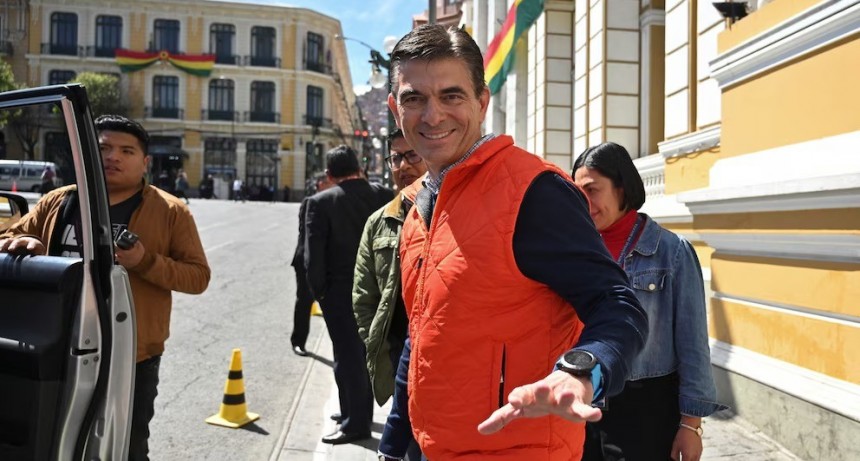 Rodrigo Paz sorprende y fuerza balotaje en Bolivia