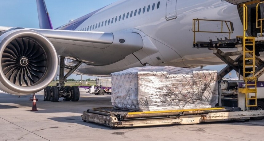 Argentina impulsa la carga aérea regional con un alza del 18,3%
