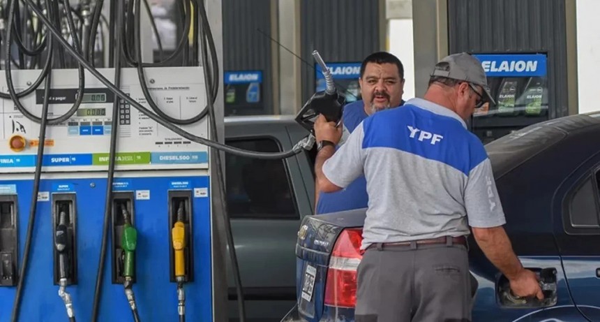 Tucumán lidera caída en consumo de combustibles