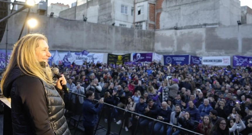 Karina Milei reaparece y carga contra 