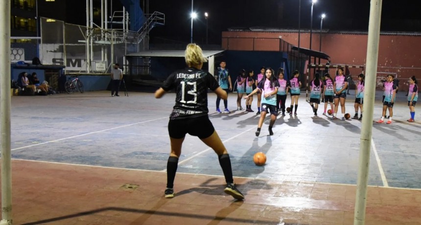 Se lanza la primera Liga de Fútbol 5 Femenino con 12 equipos