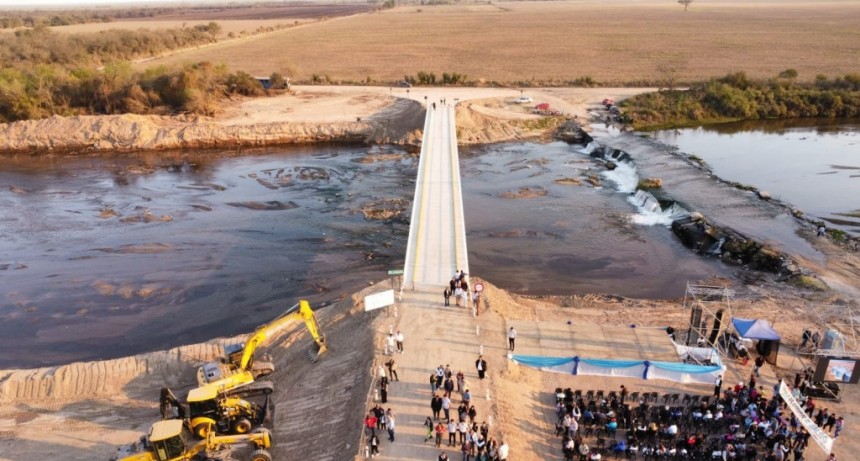 Quedó inaugurado el puente sobre el río Marapa