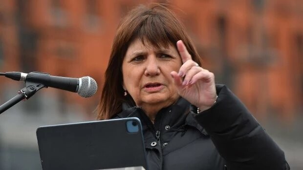 Bullrich sobre el atentado a la Sociedad Rural: 