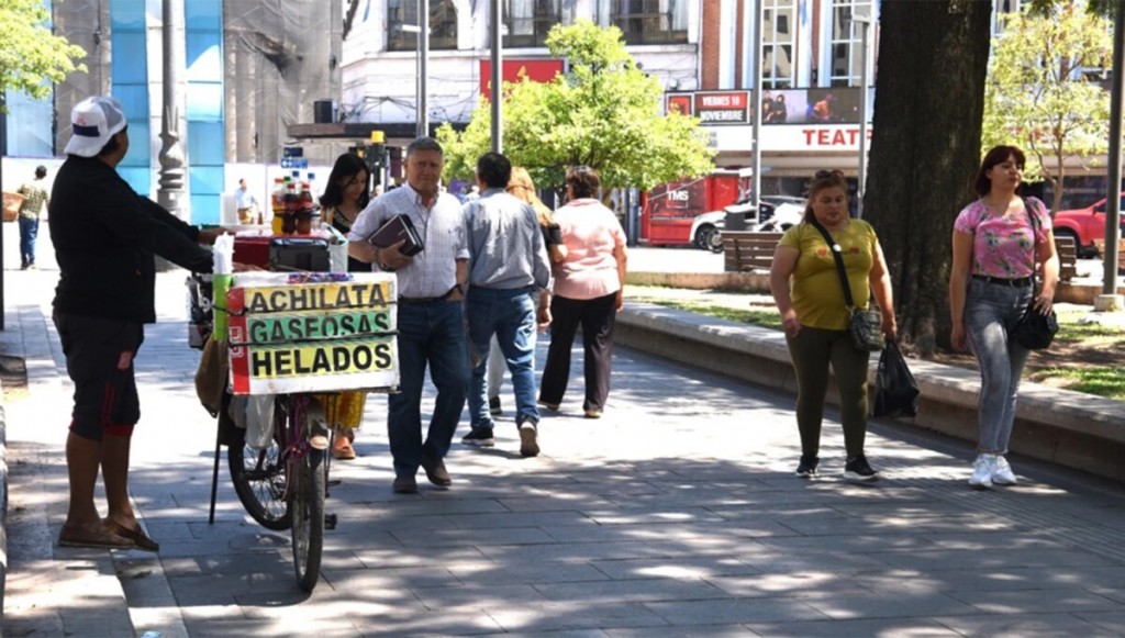 Tiempo: se espera un miércoles con máximas de 33 grados en Tucumán