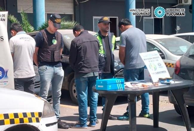 Aprehenden a tres piratas del asfalto que asaltaron a un camionero que salía del Mercofrut