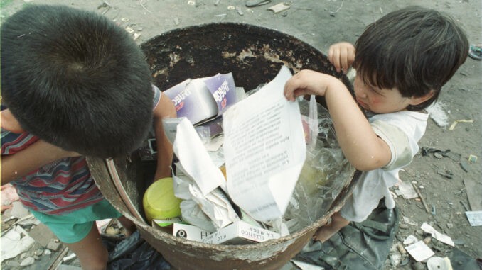 El 66,1% de los niños de la Argentina viven en la pobreza y el 27% son indigentes