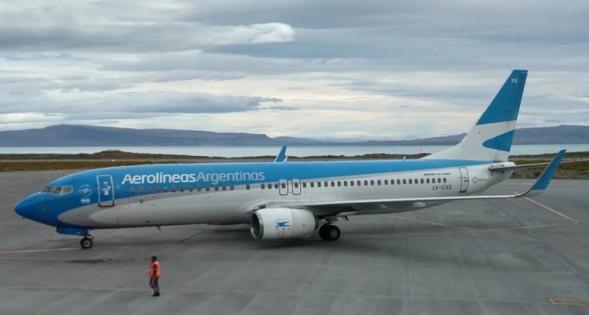 El paro de pilotos y Aeronavegantes afectará a 150 vuelos de Aerolíneas Argentinas y a más de 15 mil pasajeros