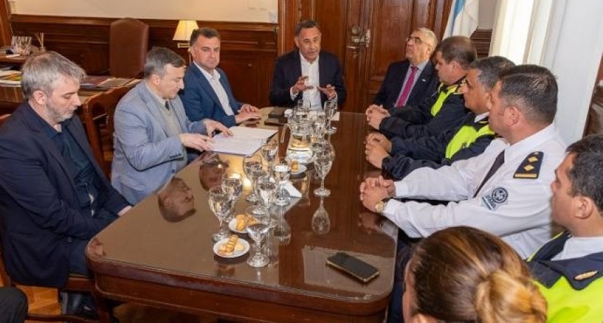 La Policía, cerca de cerrar un acuerdo salarial con el Gobierno provincial