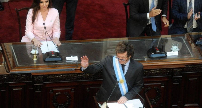 Diputados de la oposición analizan no asistir a la presentación del Presupuesto 2025