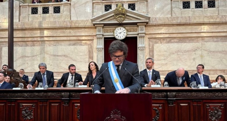 Presupuesto 2025: crecimiento de la economía del 5%, dólar a $1207 e inflación del 18,3%