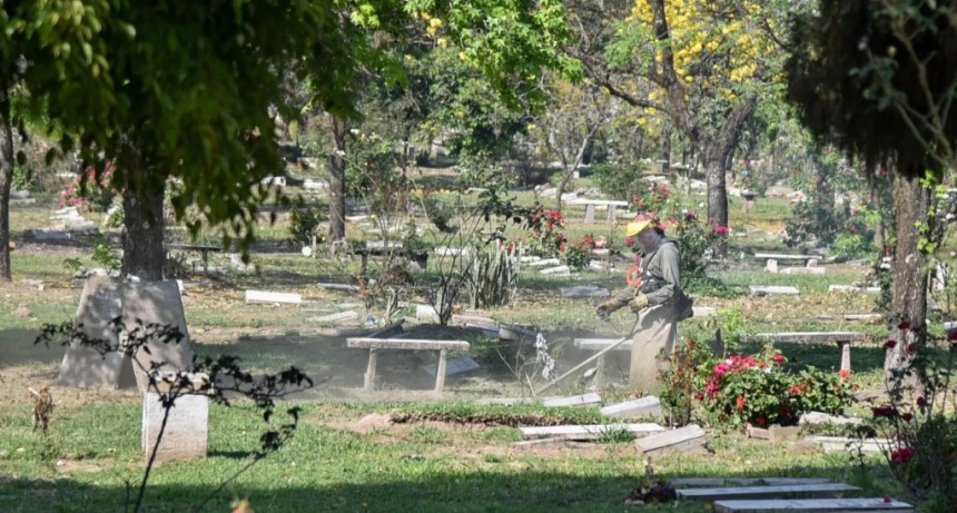 Revalorizan el Cementerio Jardín Norte con trabajos de iluminación y parquización