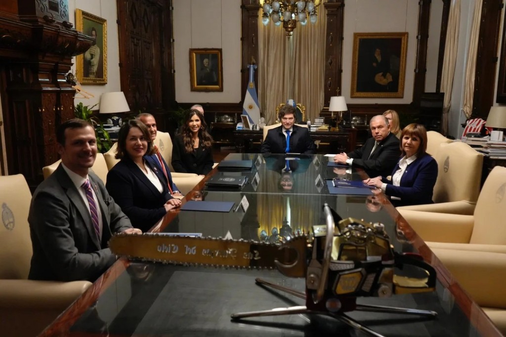 Traspié diplomático: EEUU frena acuerdo clave con Argentina