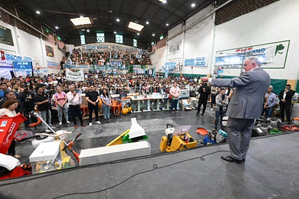 Gobierno de Tucumán destina $300 millones a cooperativas para fortalecer la economía social