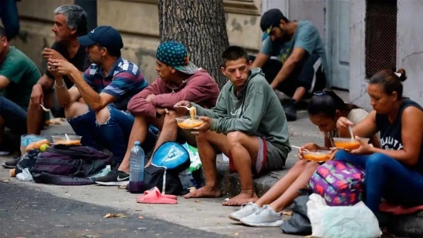 Pobreza en Argentina: todas las miradas sobre el INDEC por el dato del primer semestre de 2025