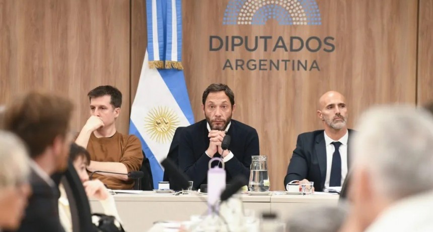 Investigan criptoestafa Libra: citan a 18 funcionarios y empresarios del entorno presidencial