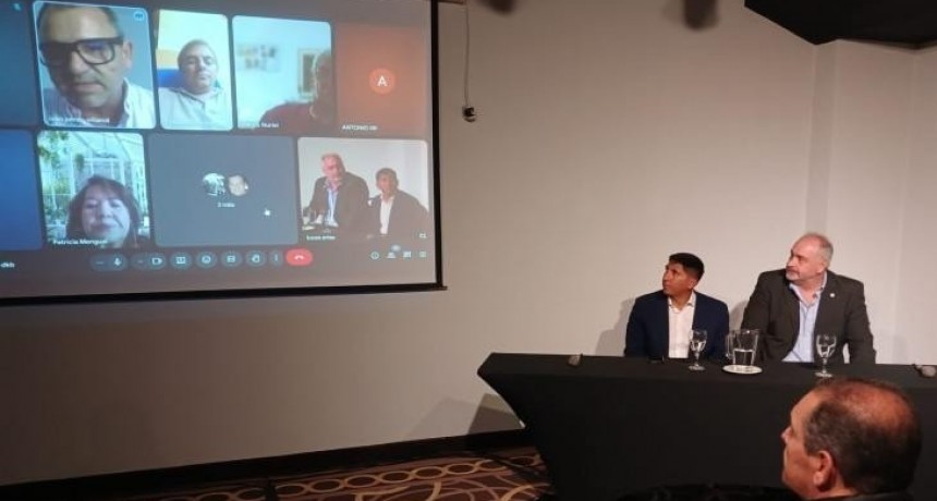 Anuncian una inversión de 30 millones de dólares para un proyecto hidropónico en Banda del Río Salí