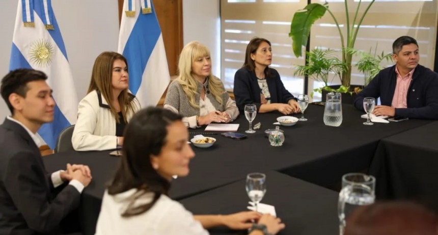 Chahla lidera proyecto internacional para incluir a recicladores informales en la economía circular