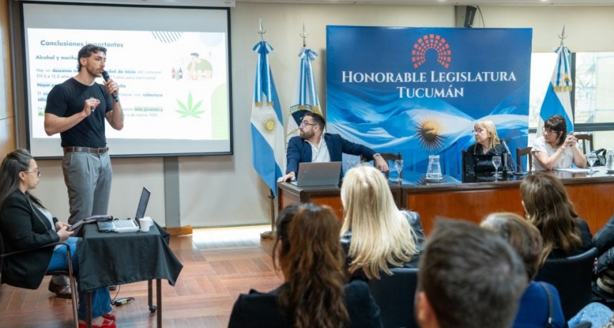 Foro de salud mental: proponen capacitación masiva y alertan sobre señales de alarma