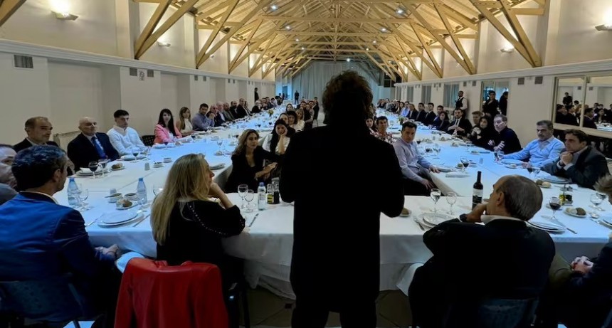 Milei reúne a sus candidatos en Olivos para redefinir la estrategia