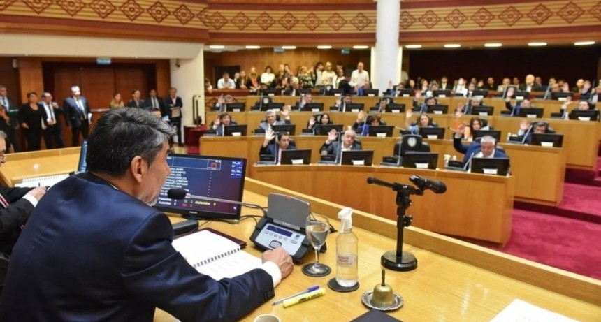 La Legislatura de Tucumán define hoy la licencia de 30 días del gobernador Osvaldo Jaldo