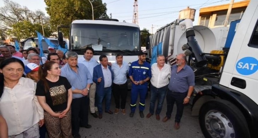 El Ejecutivo supervisó obras hídricas en Alberdi