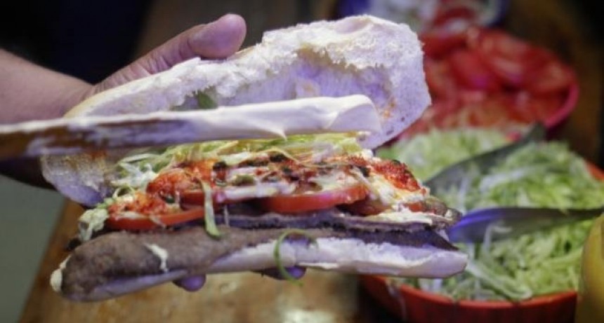 Todo listo para disfrutar de la 2° edición de la Fiesta Nacional del Sánguche de Milanesa