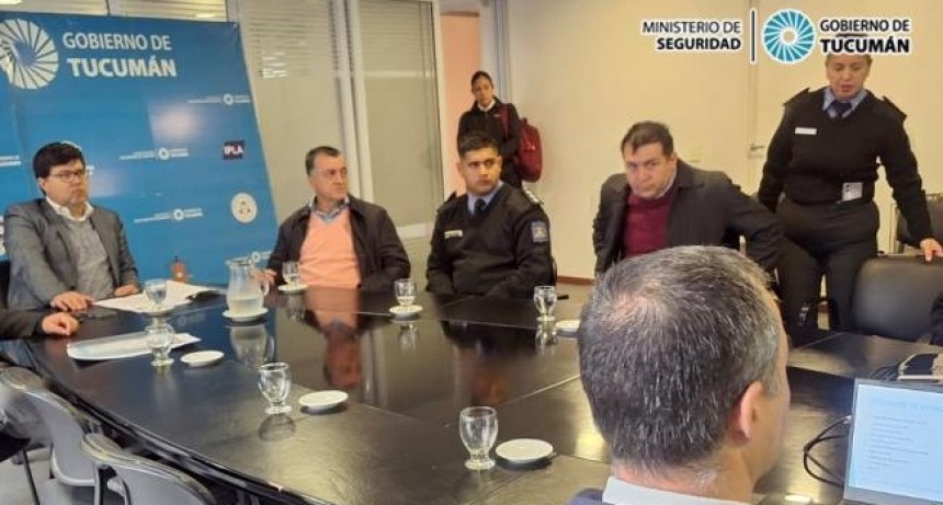 Planifican mejoras previsionales para la Policía y el Servicio Penitenciario
