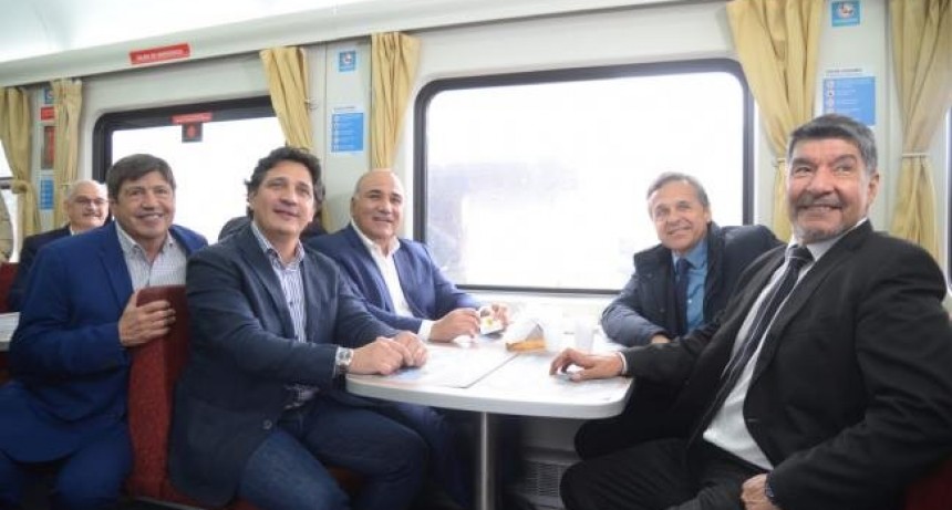 Manzur y Giuliano inauguraron puente ferroviario que une la Capital con Alderetes