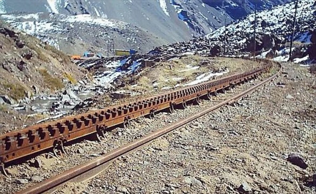 El tren podría volver a cruzar la Cordillera de Los Andes tras más de cuatro décadas