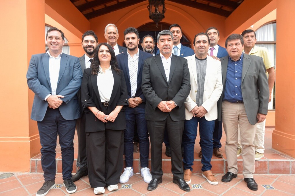 El vicegobernador presidió el acto de apertura del 1° Congreso Provincial de Fútbol Tucumano